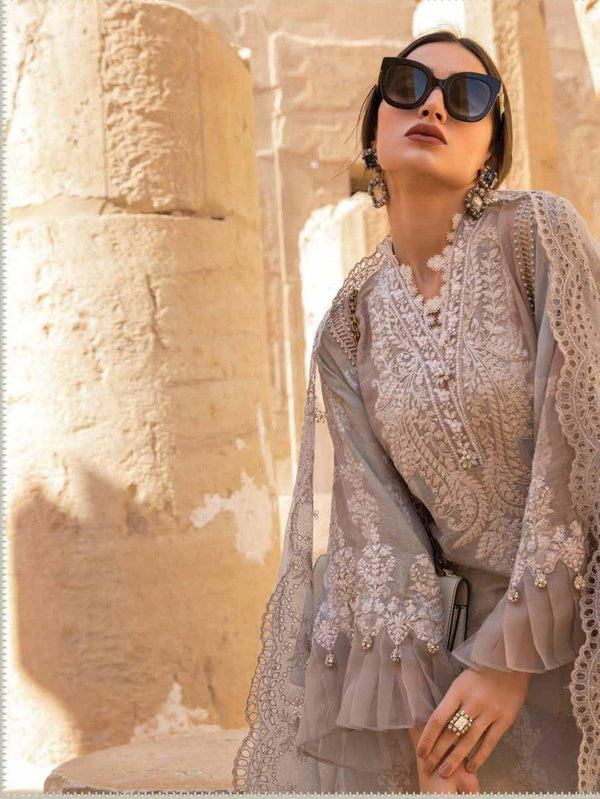 img_maria_b_lawn_collection_awwal_boutique