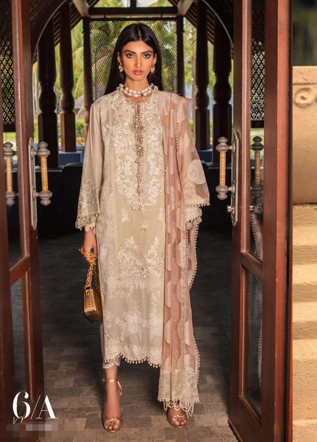img_sana_safinaz_lawn_collection_awwal_boutique