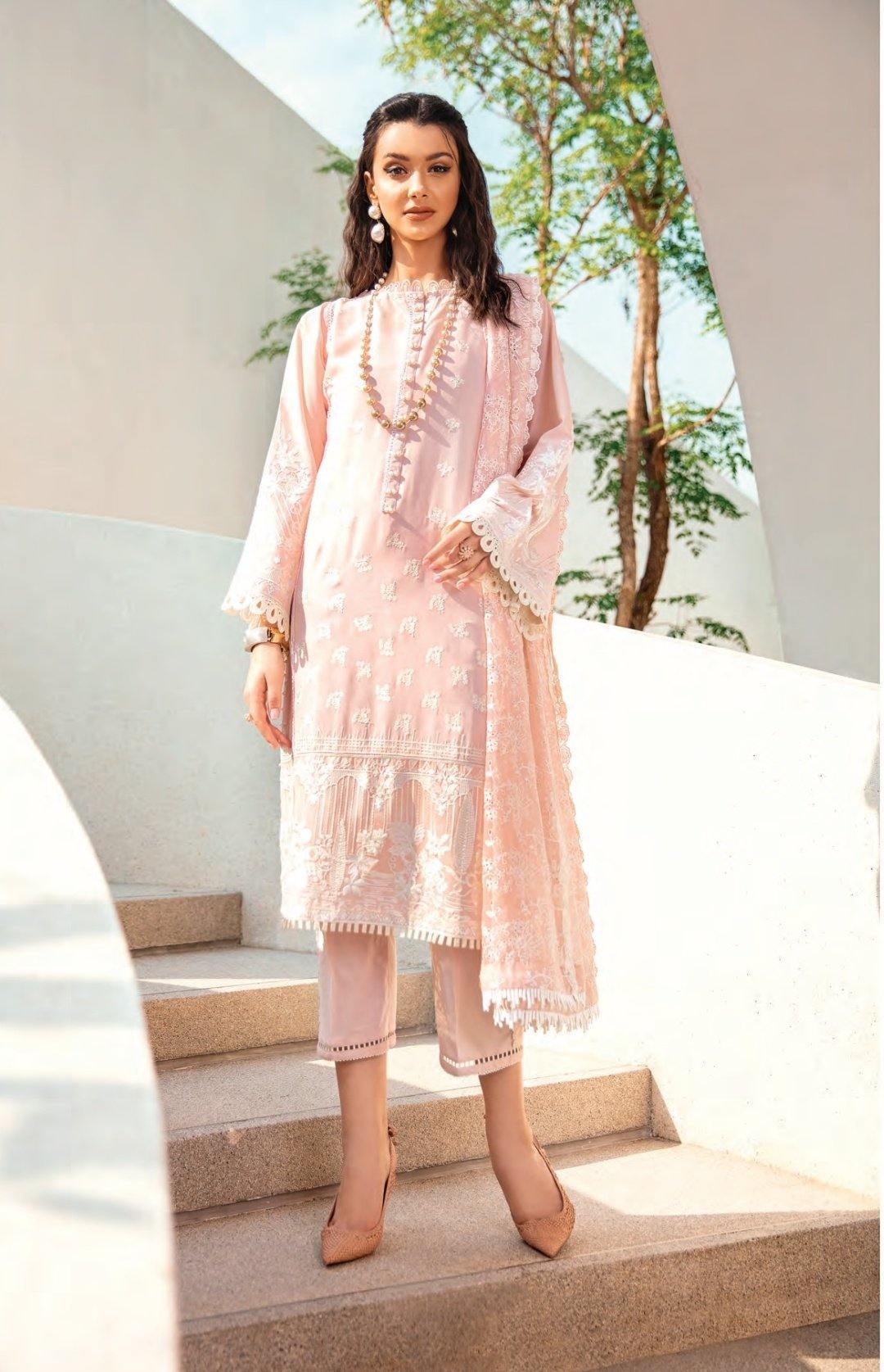 img_baroque_swiss_voil_collection_2020_awwal_boutique