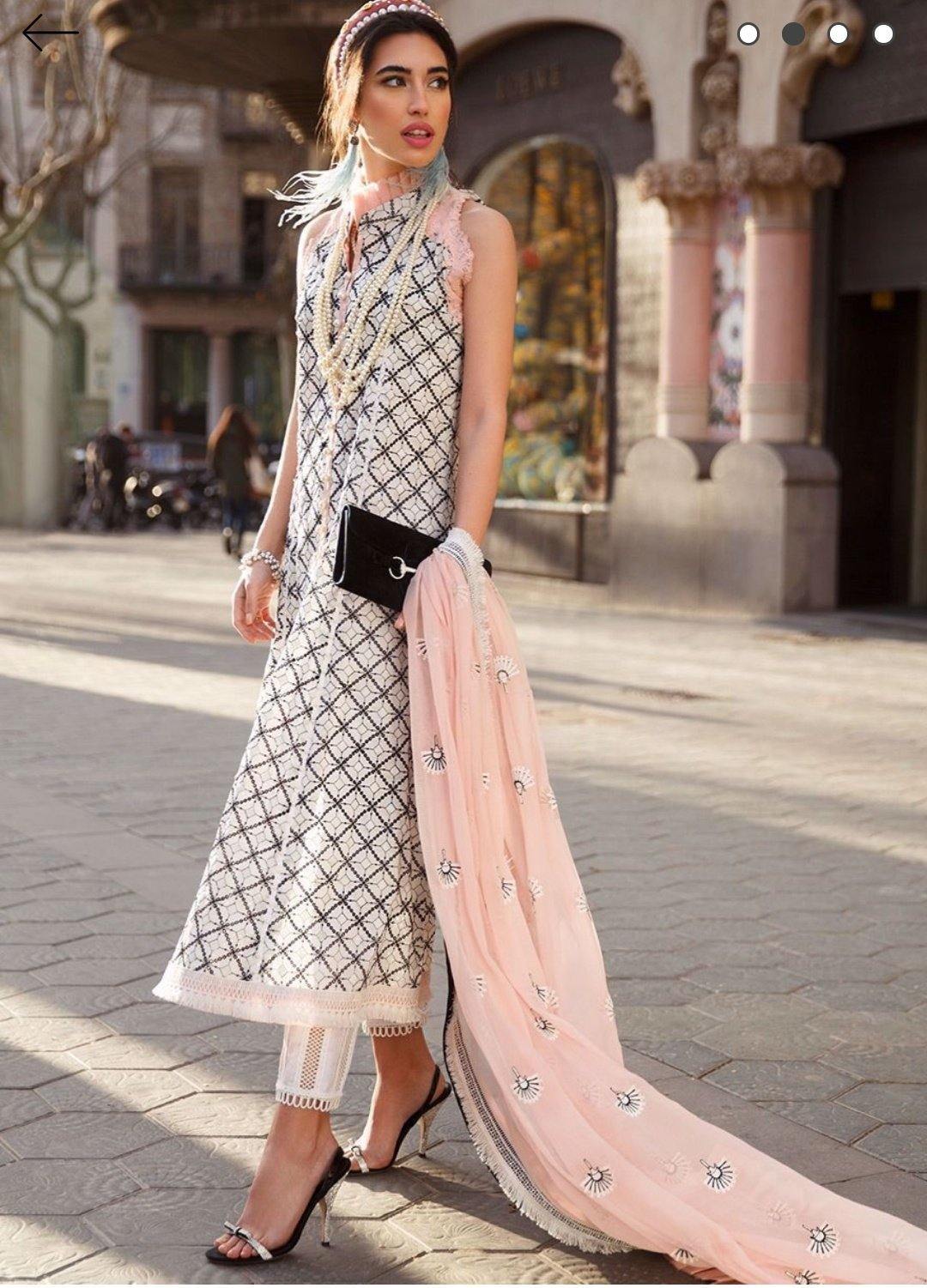 img_farah_talib_aziz_mila_luxe_lawn_collection_awwal_boutique