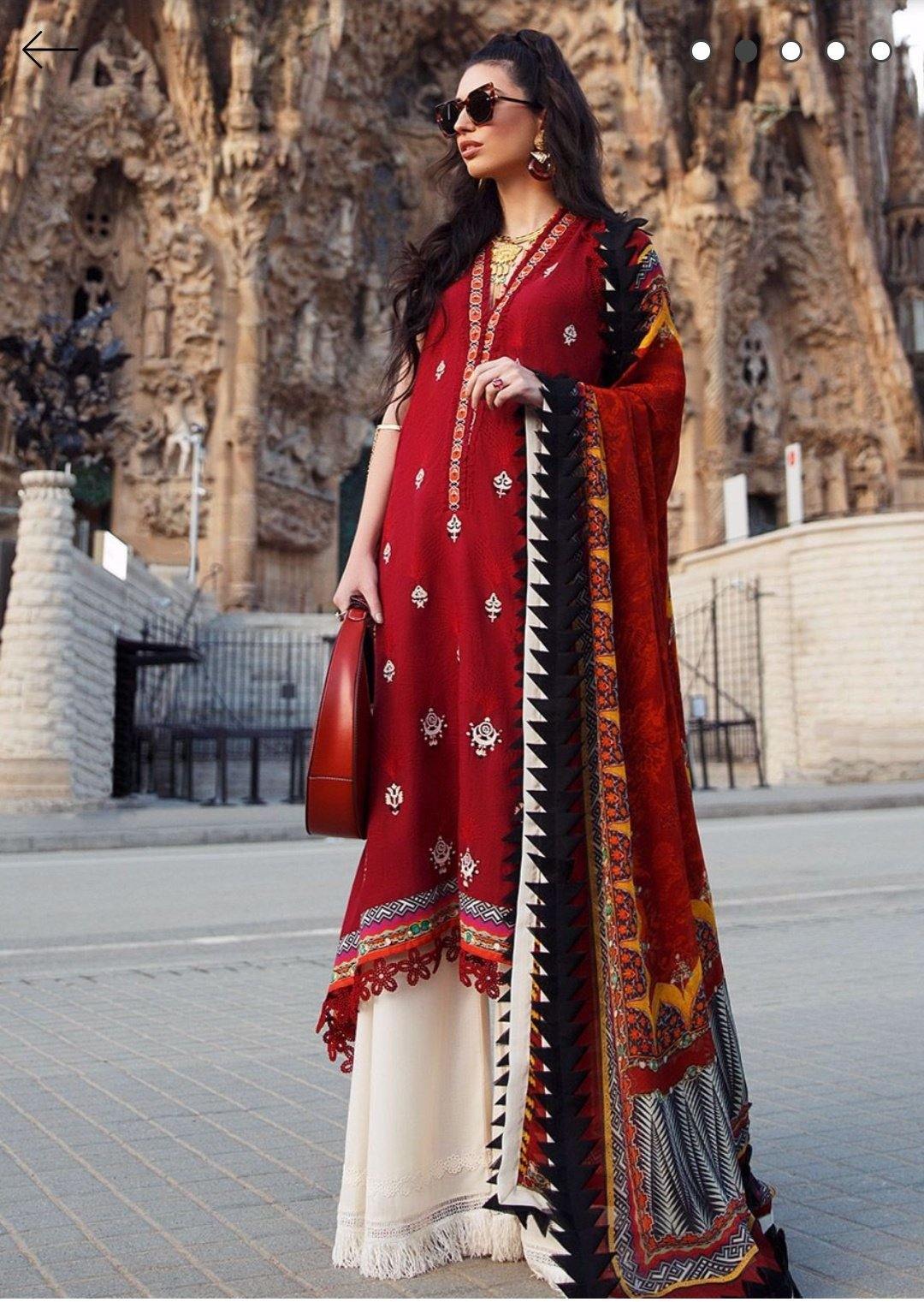 img_farah_talib_aziz_mila_luxe_lawn_collection_awwal_boutique