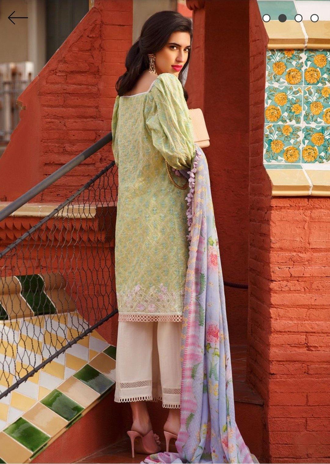 img_farah_talib_aziz_mila_luxe_lawn_collection_awwal_boutique