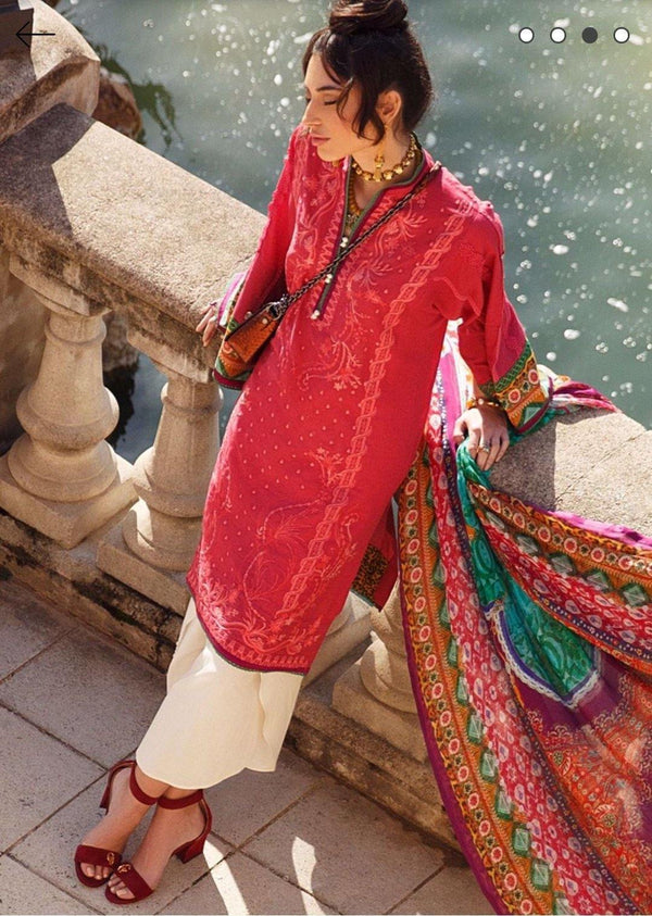 img_farah_talib_aziz_lawn_collection_awwal_boutique