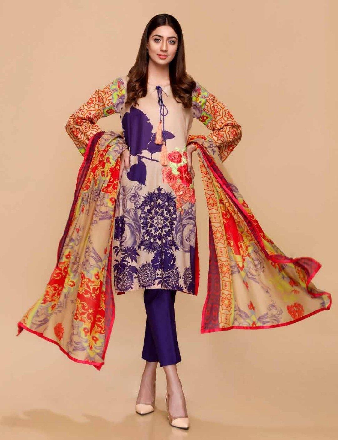 img_charizma_yellow_series_lawn_awwal_boutique