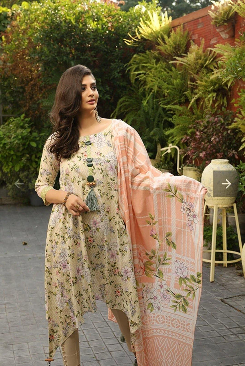 img_lsm_komal_lawn_collection_awwal_boutique