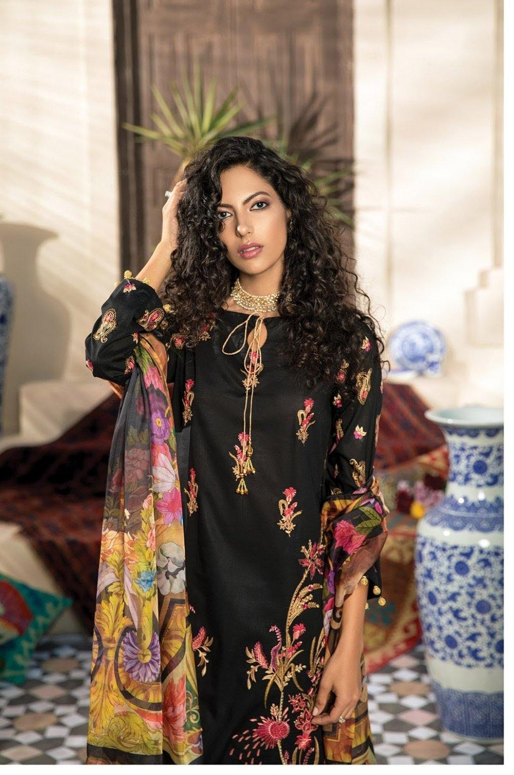 Rajbari Lawn Collection/2B/2 Pc - AWWALBOUTIQUE