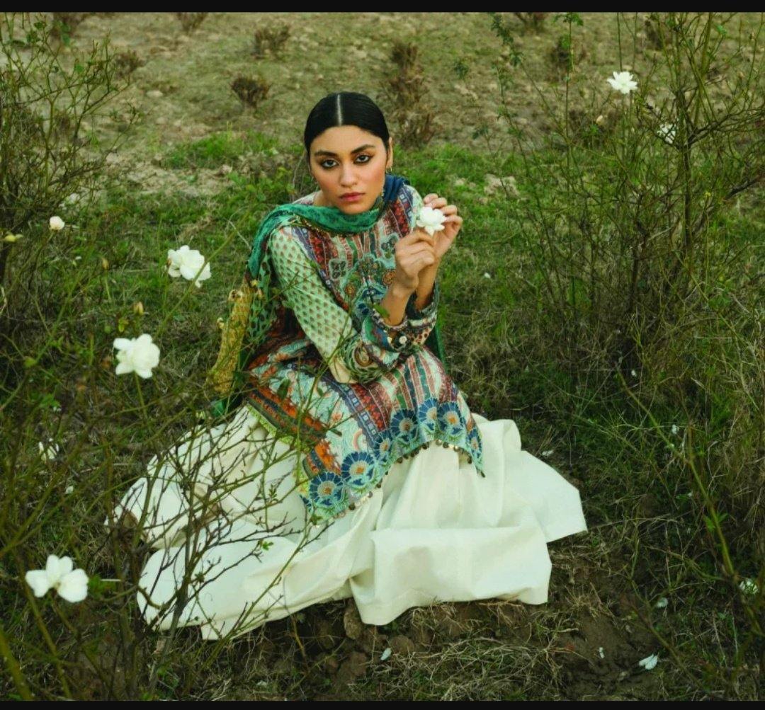 img_zara_shahjahan_lawn_garden_of_love_2020_awwal_boutique