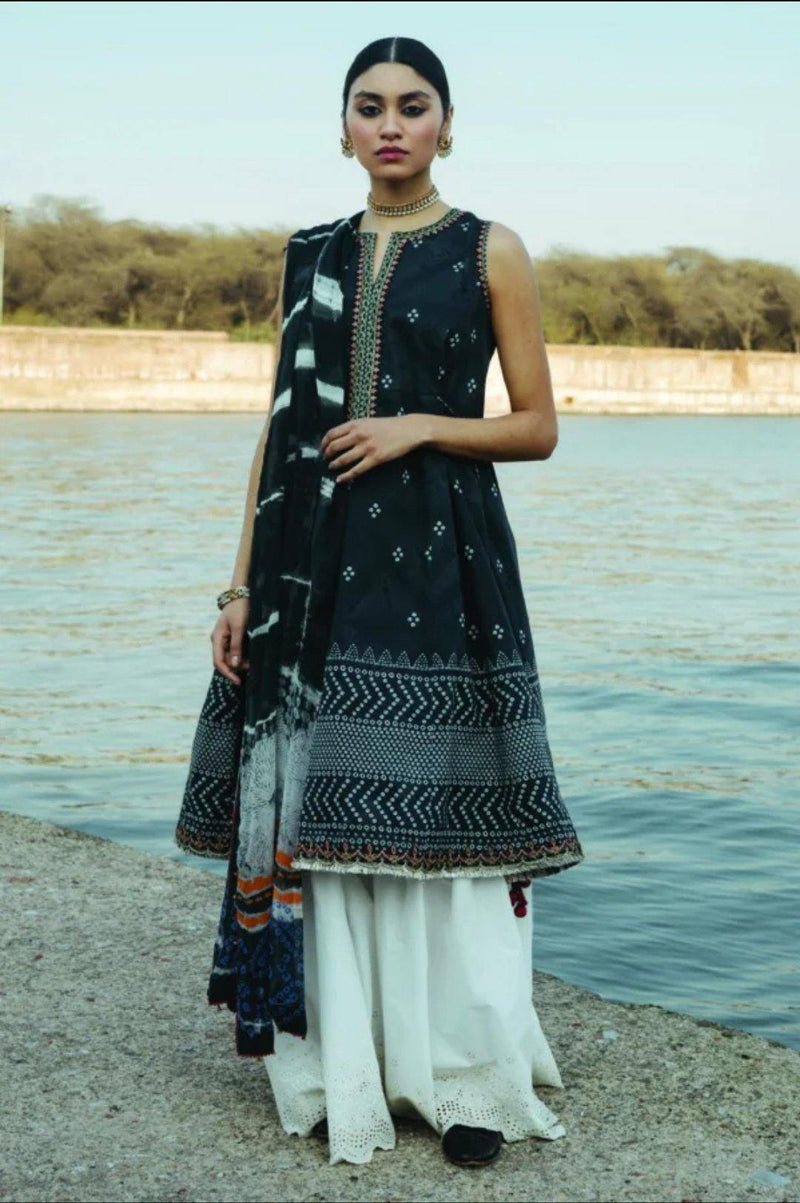 img_zara_shahjahan_lawn_garden_of_love_2020_awwal_boutique