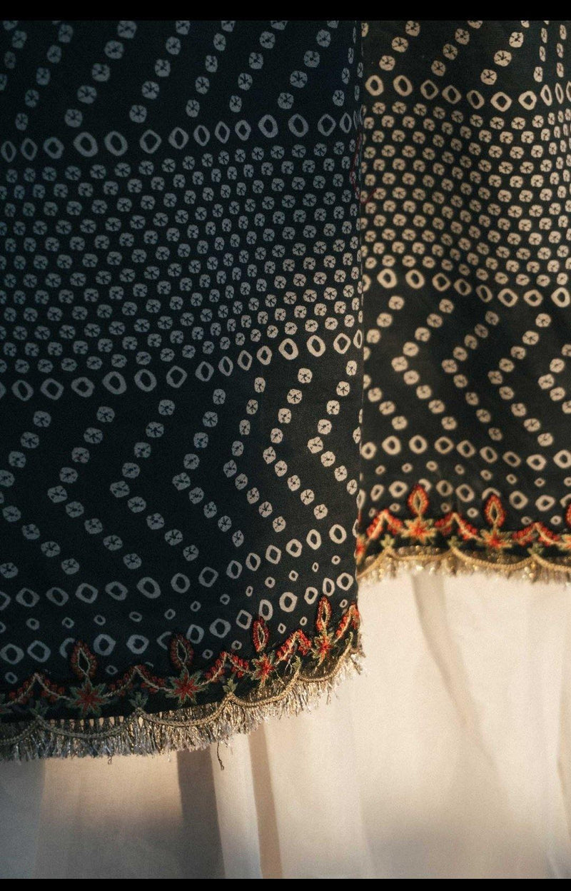 img_zara_shahjahan_lawn_garden_of_love_2020_awwal_boutique