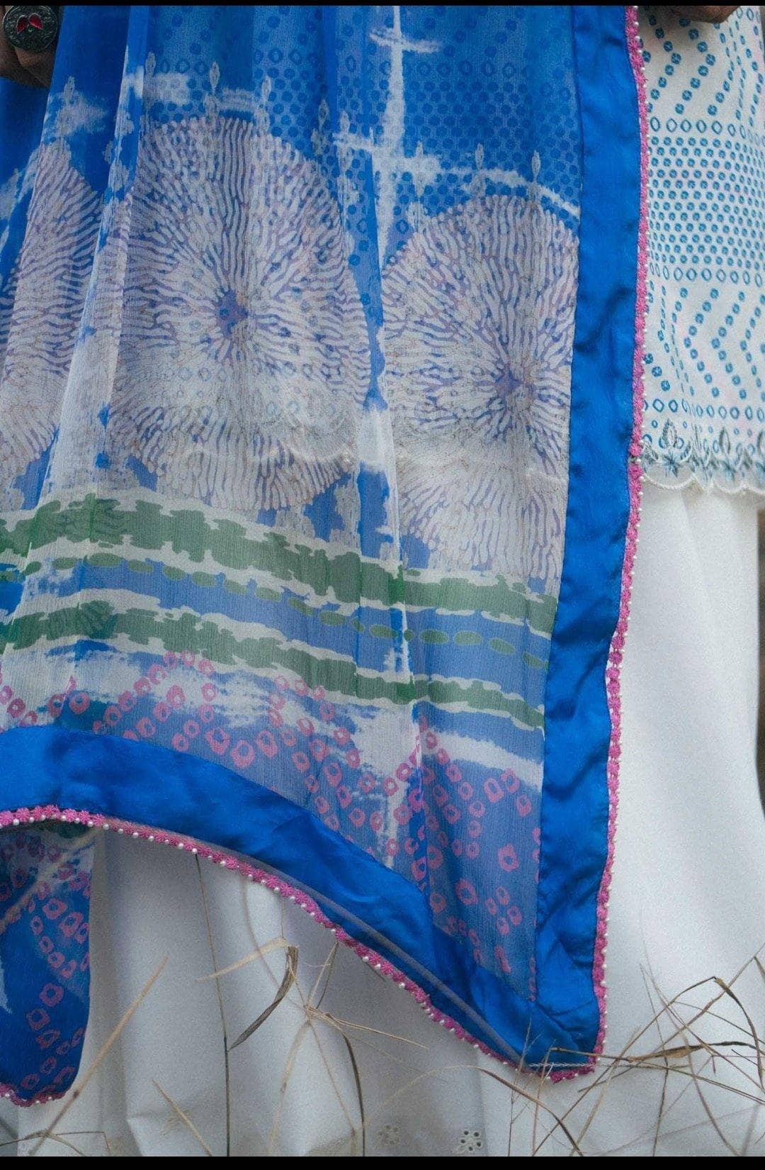 img_zara_shahjahan_lawn_garden_of_love_2020_awwal_boutique