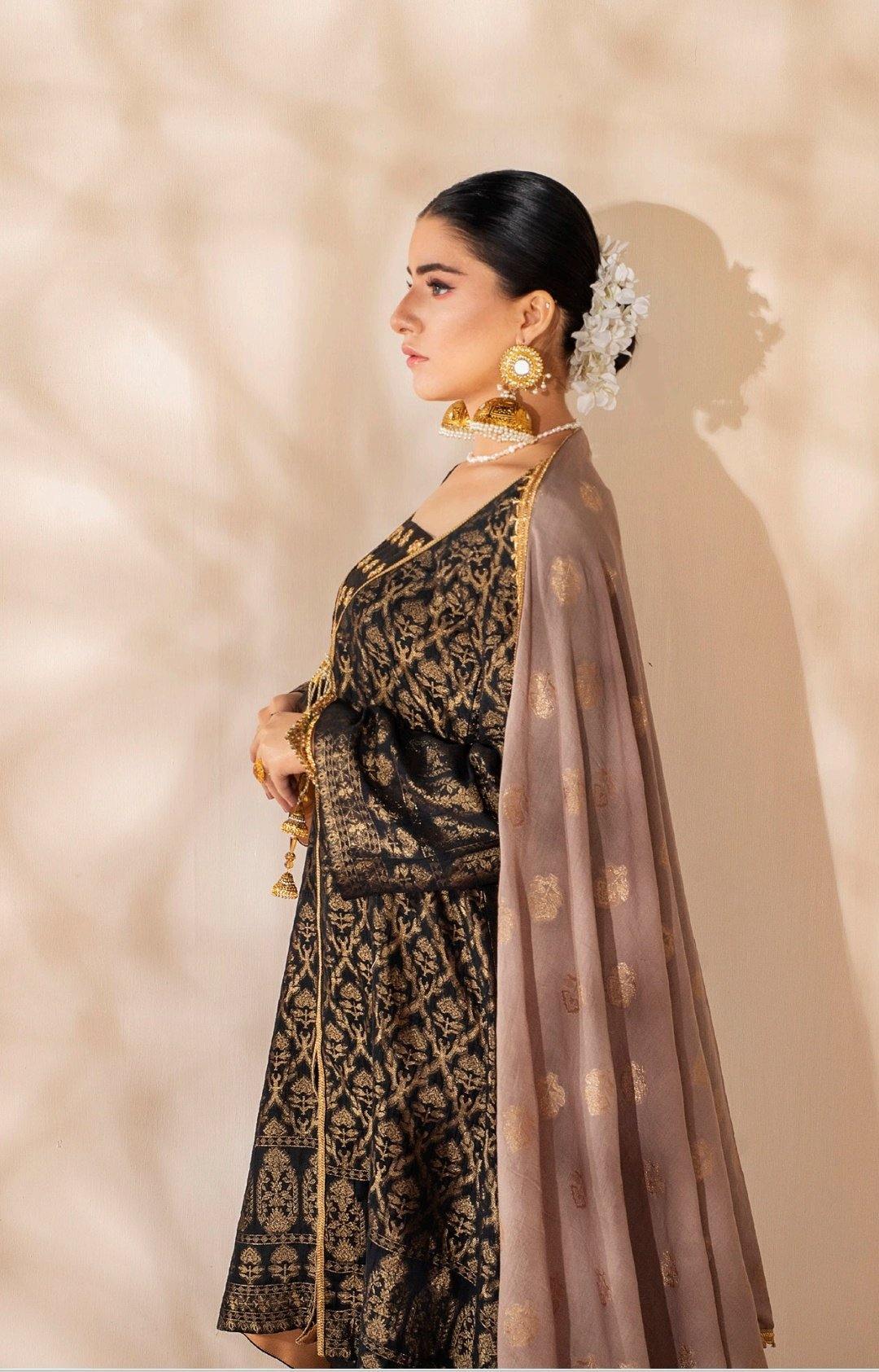 img_regalia_jacquard_vol5_collection_awwal_boutique