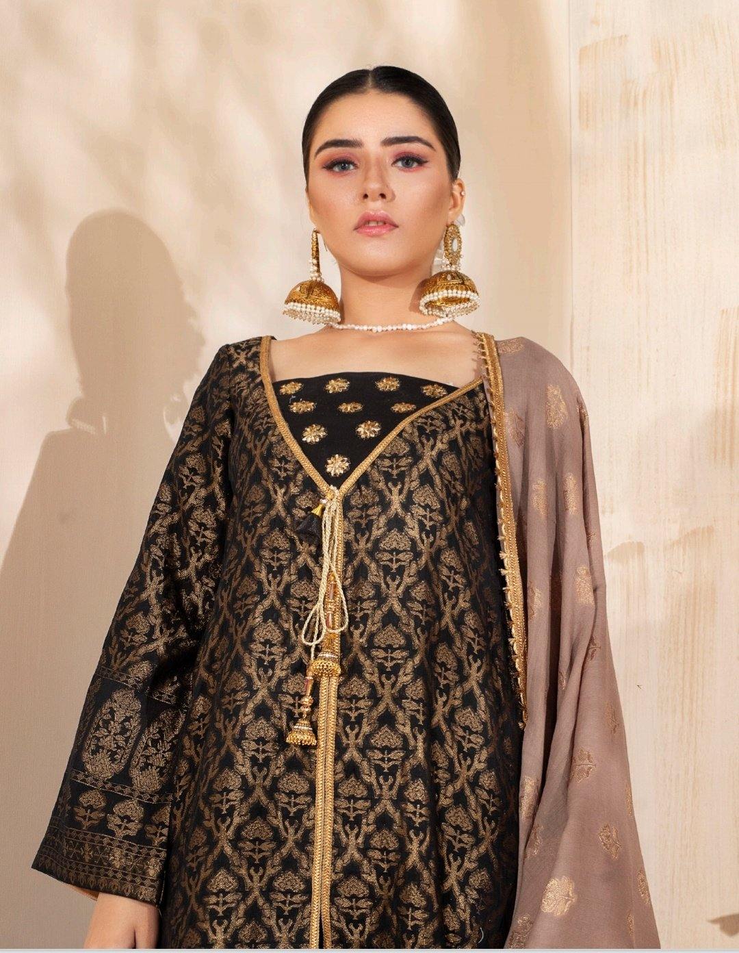 img_regalia_jacquard_vol5_collection_awwal_boutique