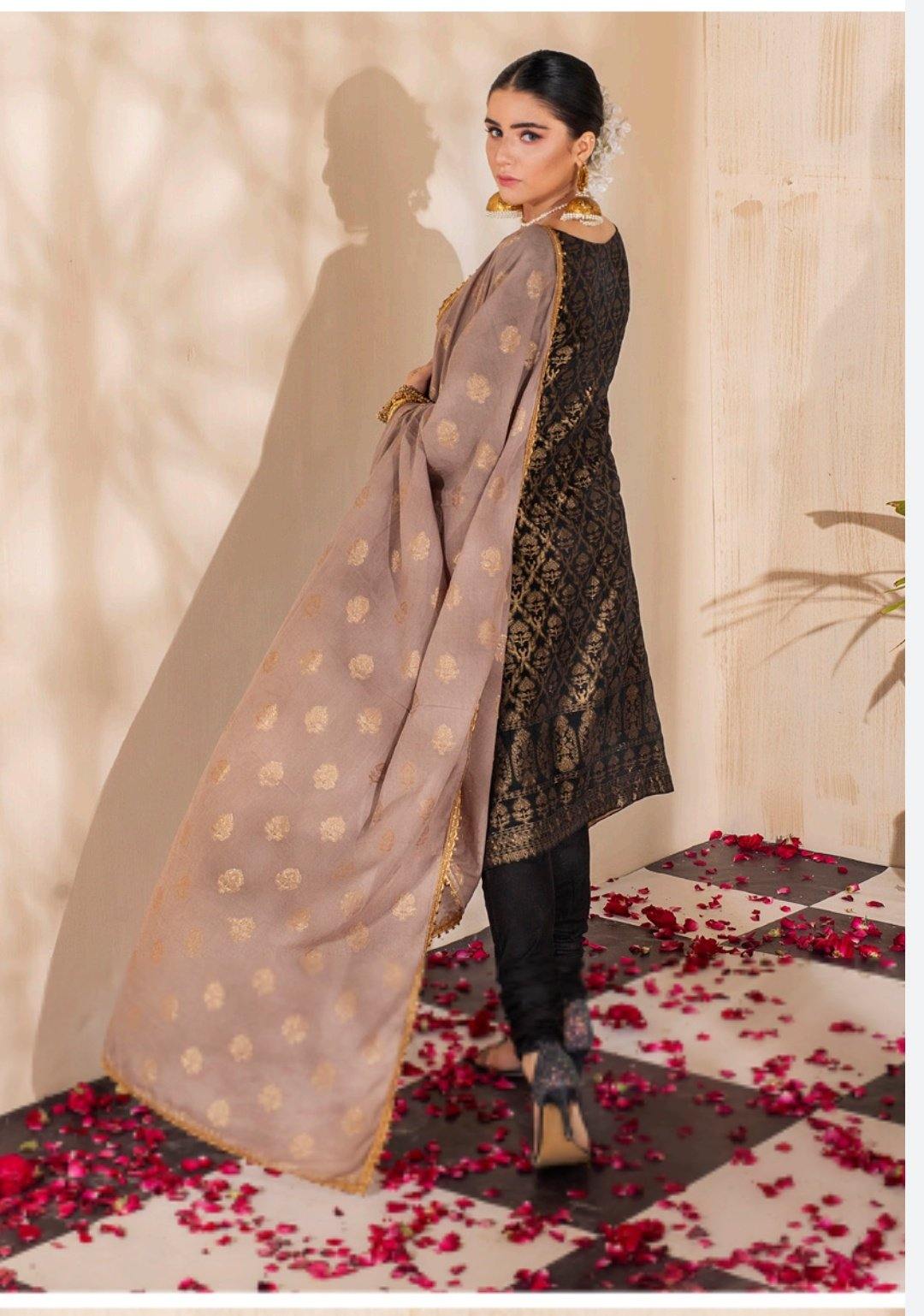 img_regalia_jacquard_vol5_collection_awwal_boutique