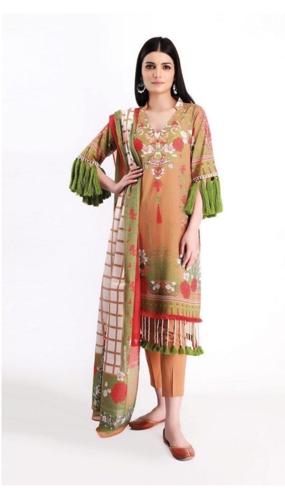 img_khaadi_lawn_2020_awwal_boutique