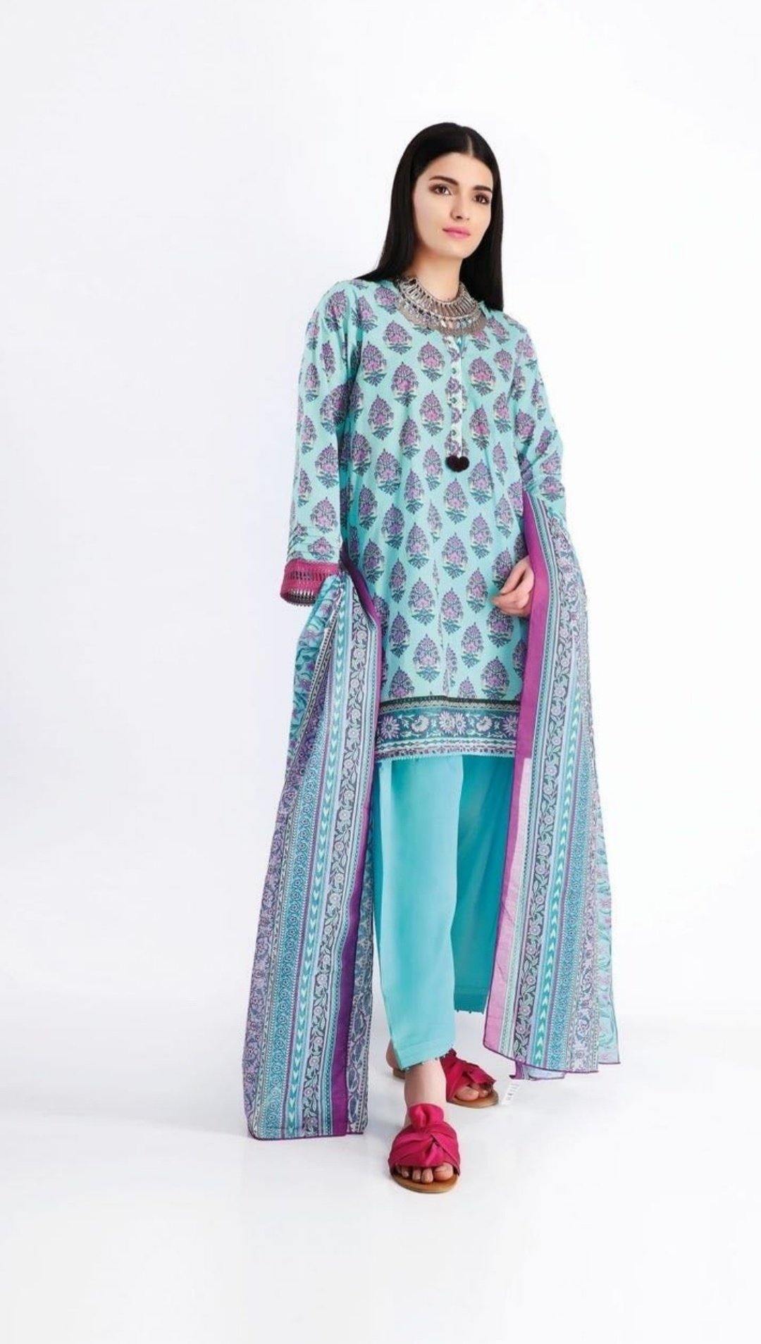 img_khaadi_lawn_2020_awwal_boutique