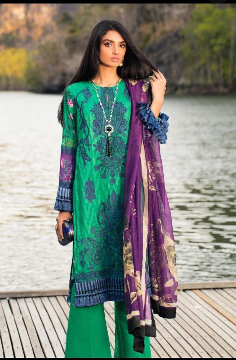 img_sana_safinaz_lawn_collection_awwal_boutique