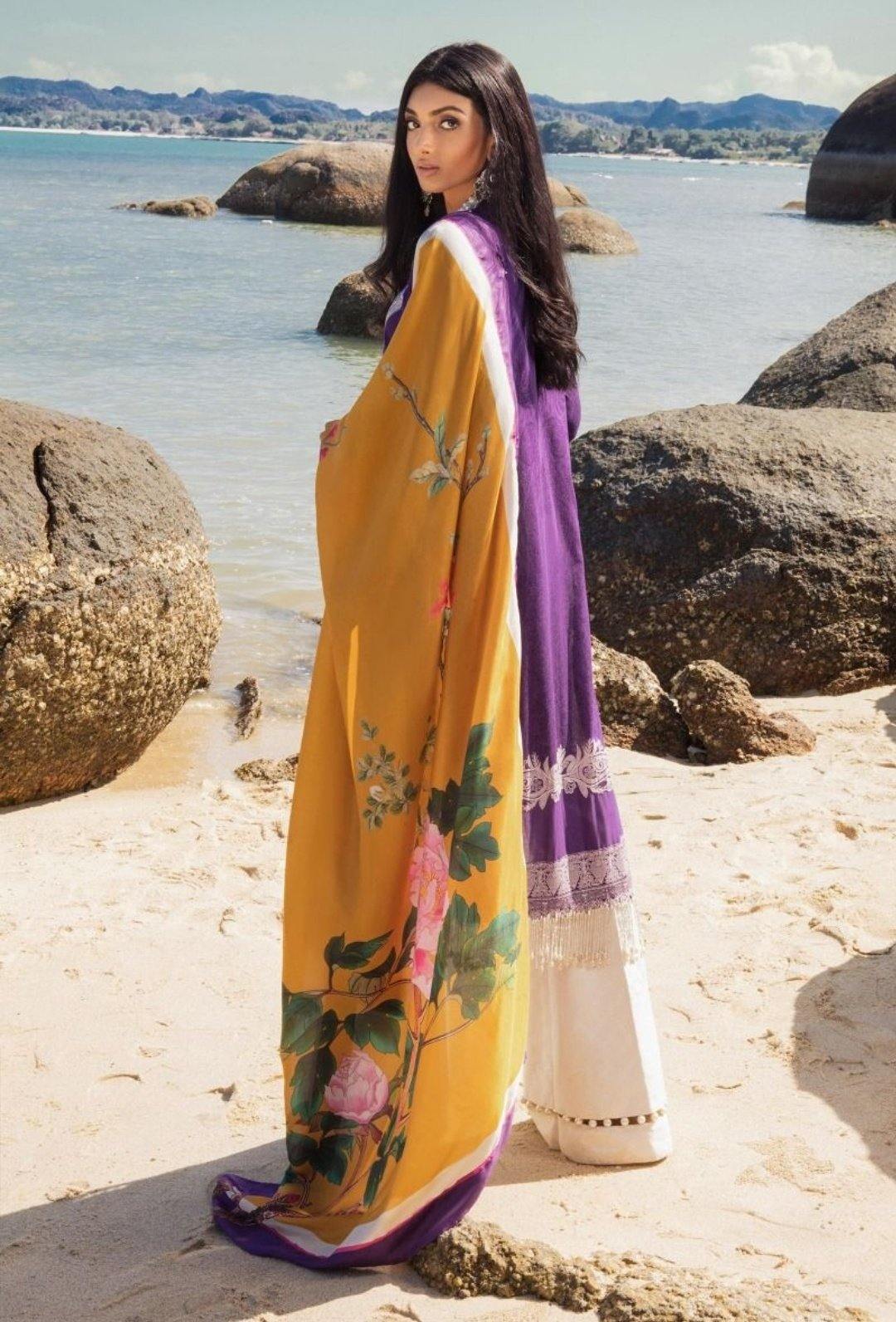 img_sana_safinaz_lawn_collection_2020_awwal_boutique