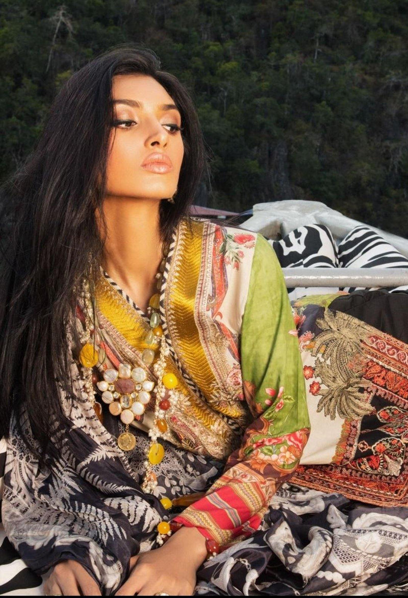 img_sana_safinaz_lawn_collection_awwal_boutique