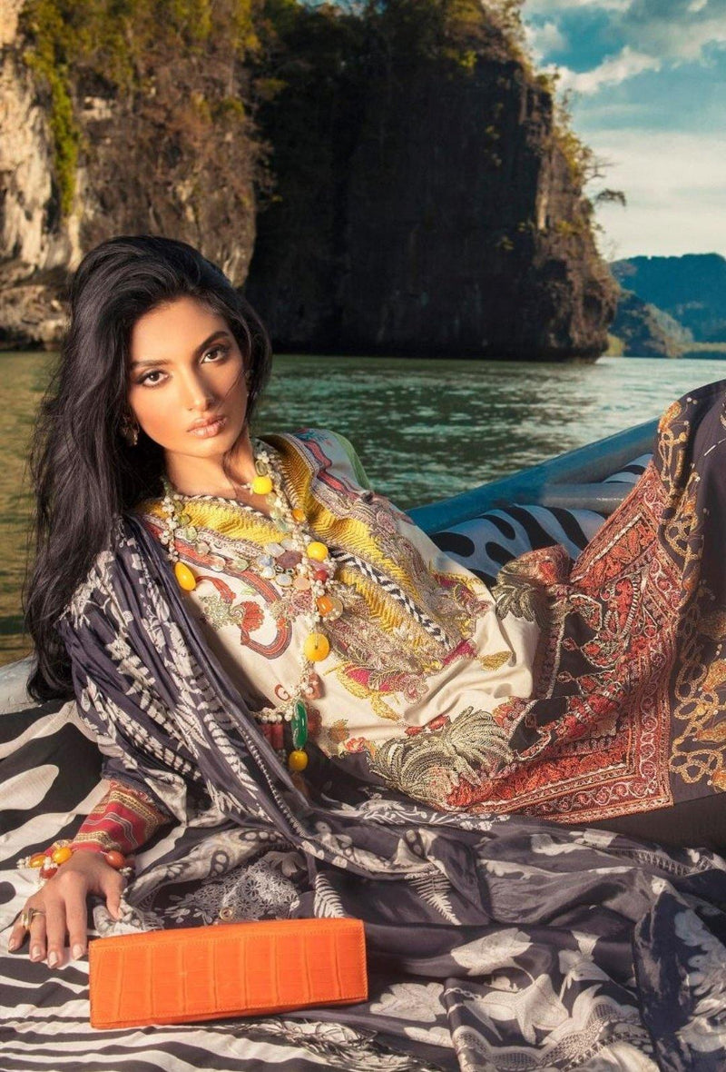 img_sana_safinaz_lawn_collection_awwal_boutique