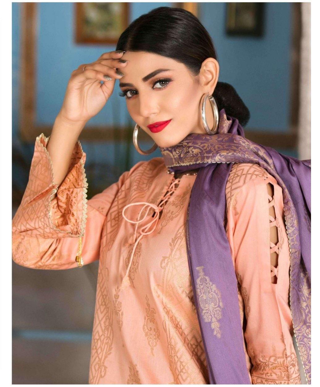 img_banarsi_lawn_2020_awwal_boutique_banarsi_lawn