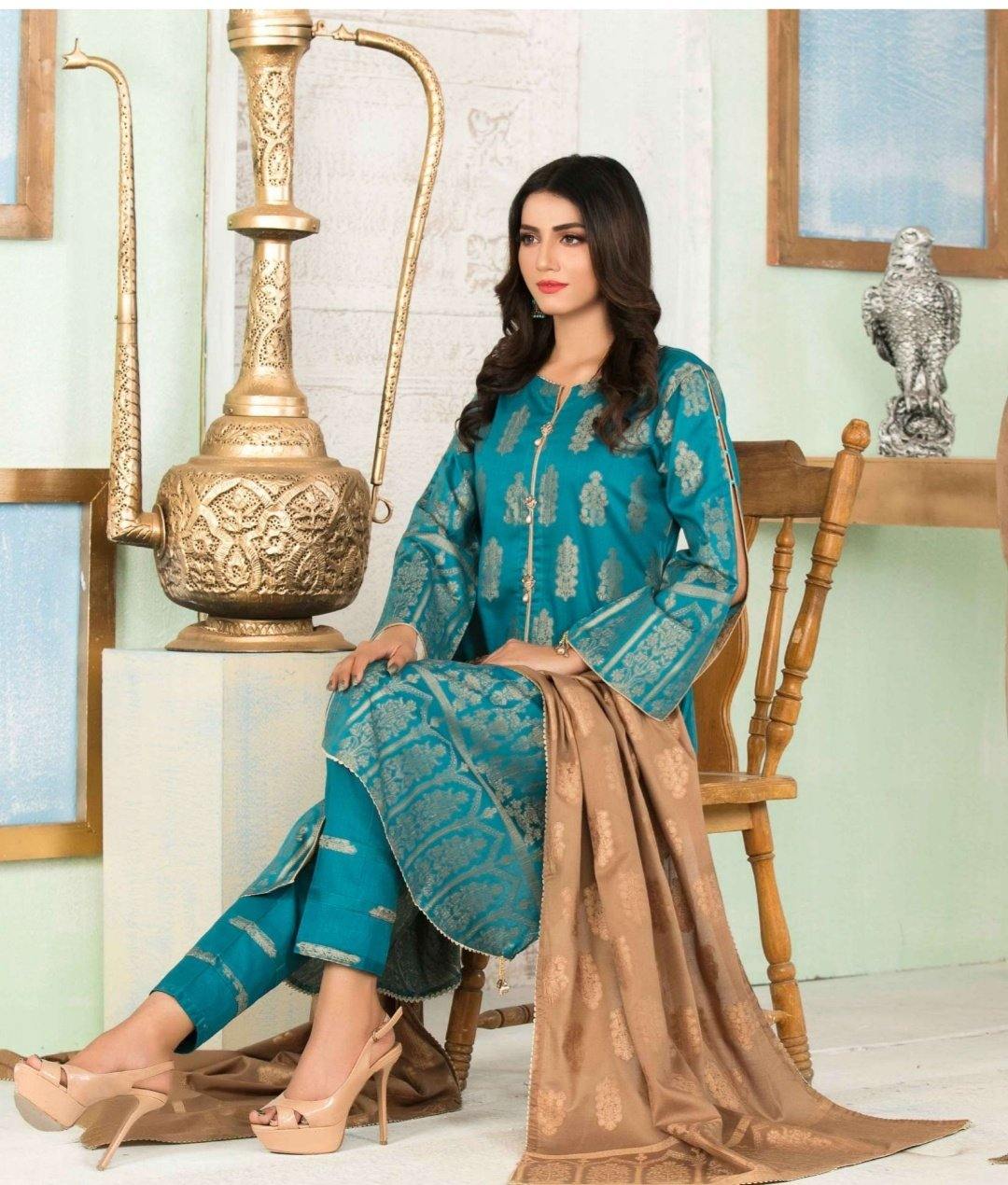img_banarsi_lawn_2020_awwal_boutique_banarsi_lawn