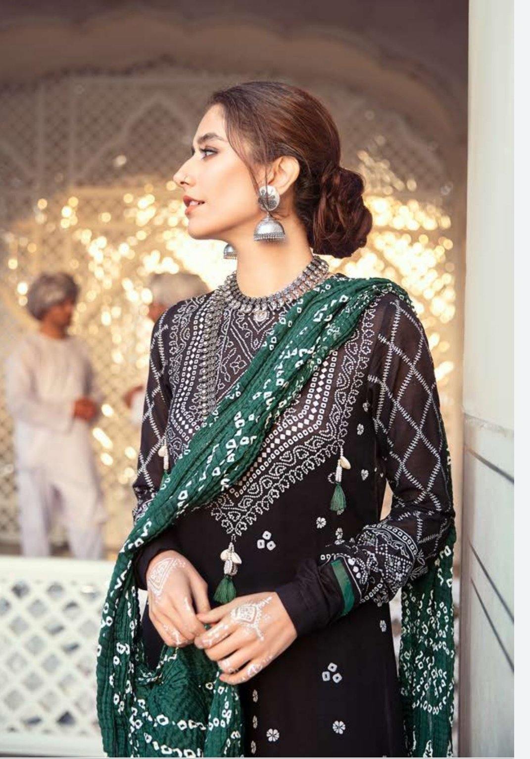 img_cross_stitch_lawn_collection_awwal_boutique