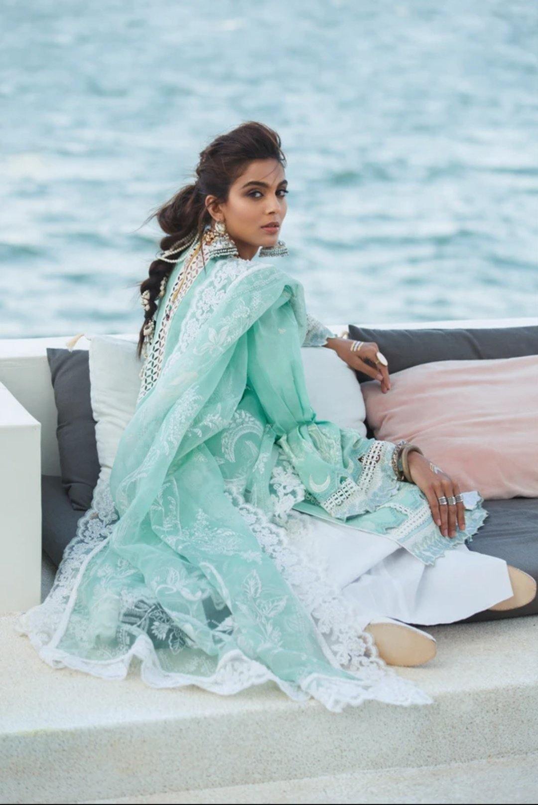 img_elan_lawn_2020_lawn_collection_awwal_boutique