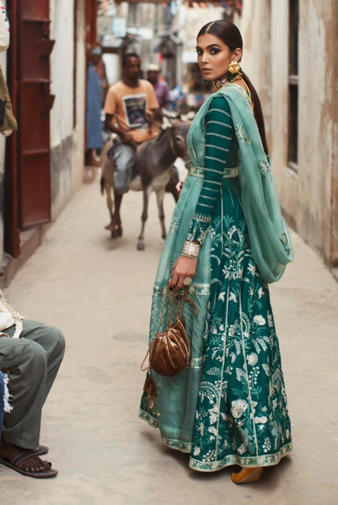 img_elan_lawn_2020_lawn_collection_awwal_boutique