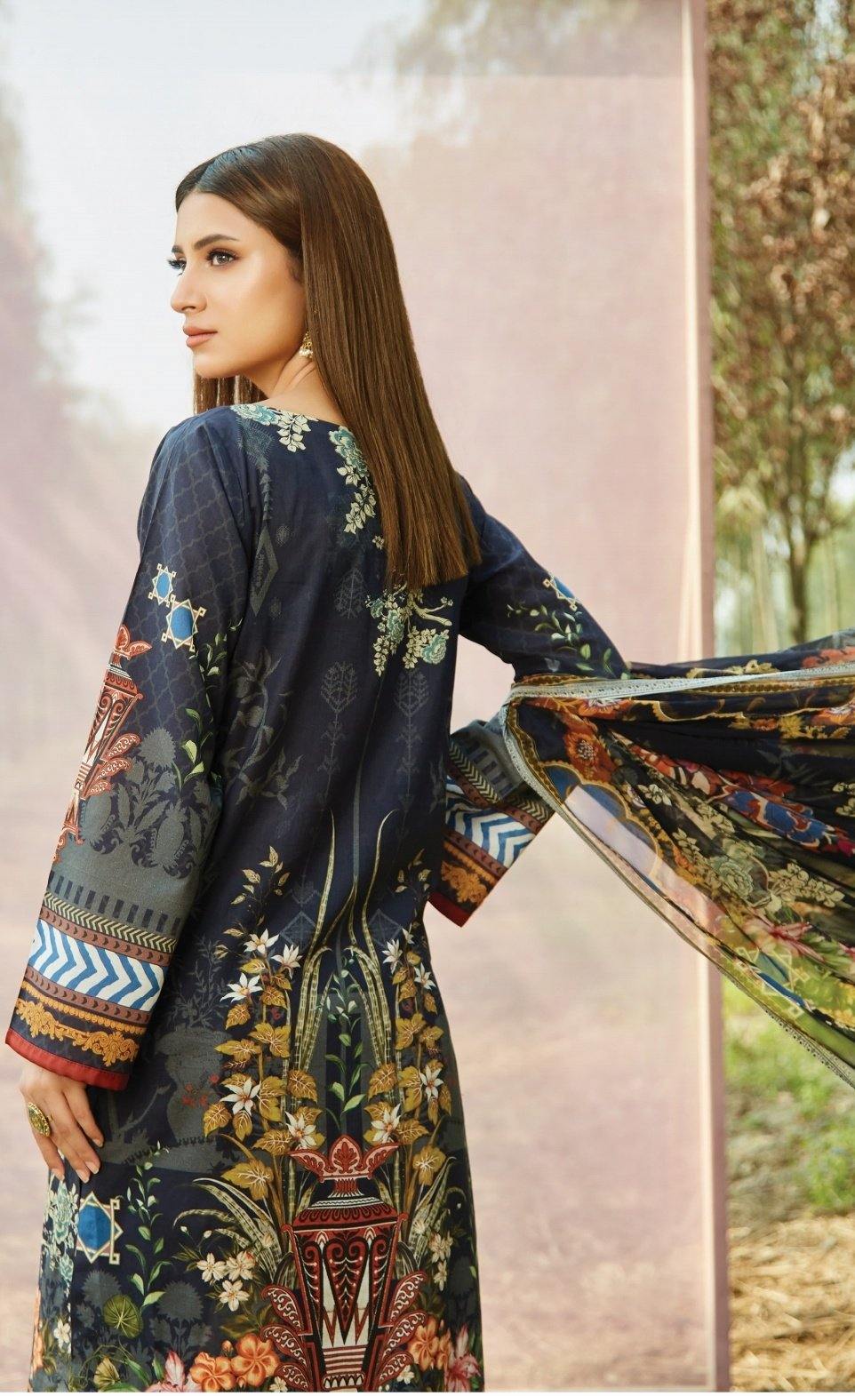 img_florent_lawn_by_naqsh_awwal_boutique