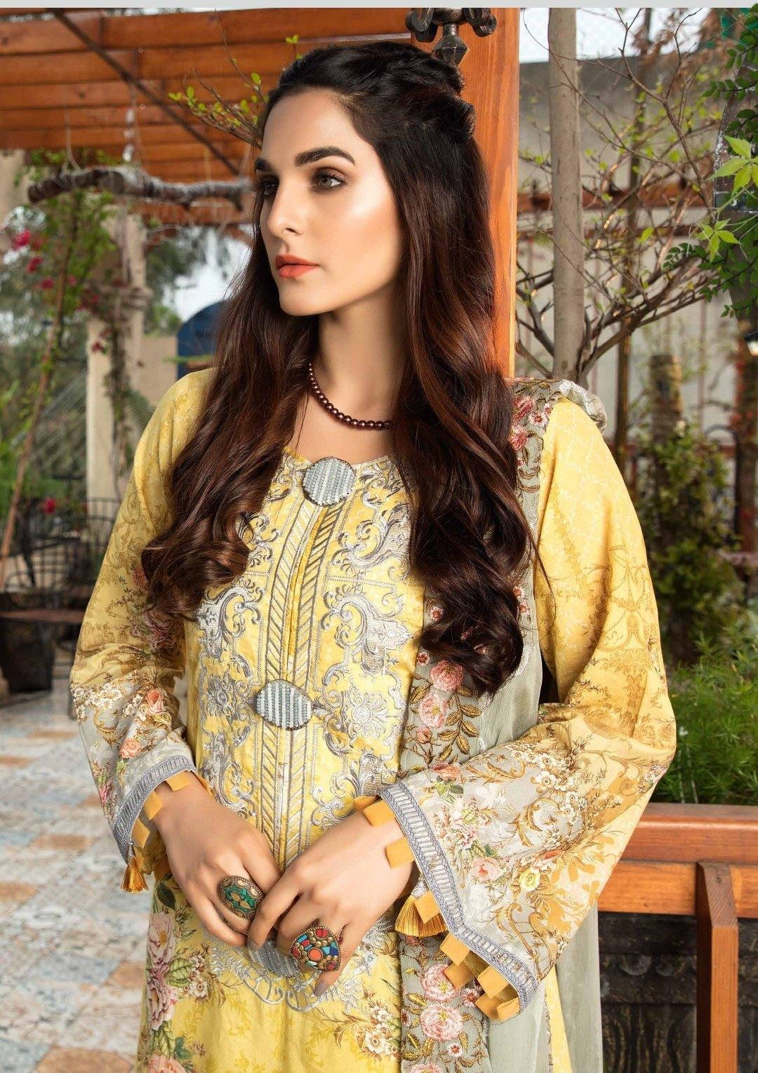 img_raabi_luxury_lawn_collection_by_ibrahim_textiles_awwal_boutique