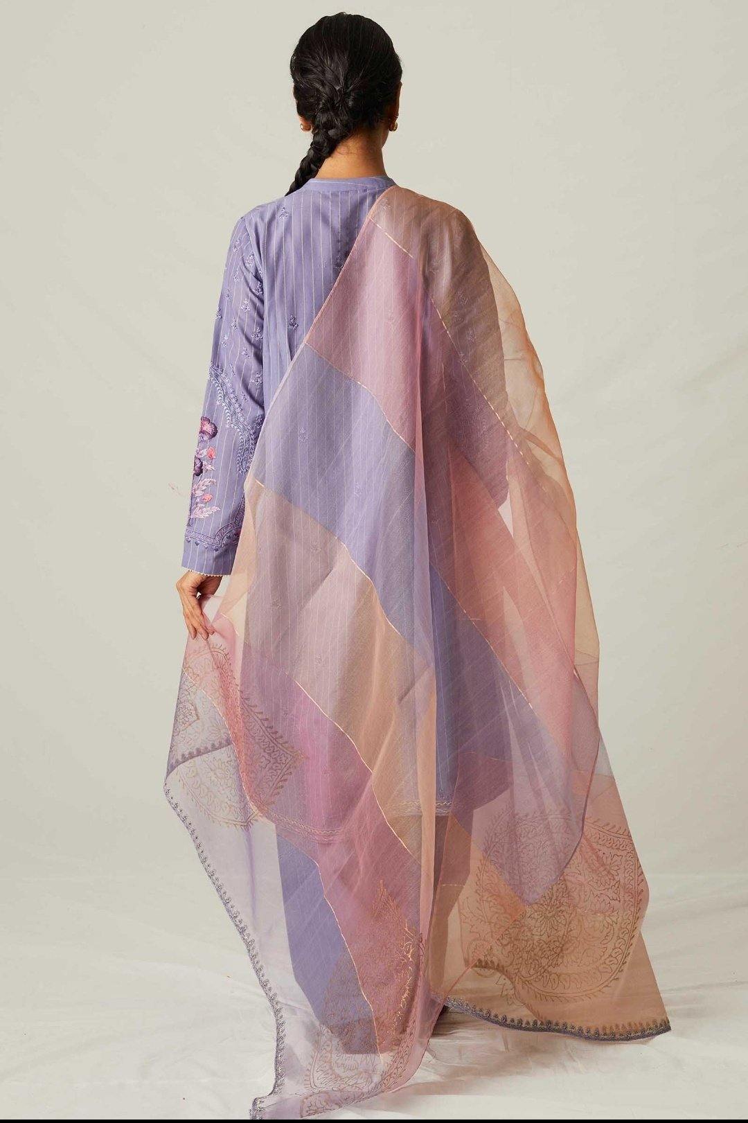 img_zara_shahjahan_lawn_garden_of_love_2020_awwal_boutique