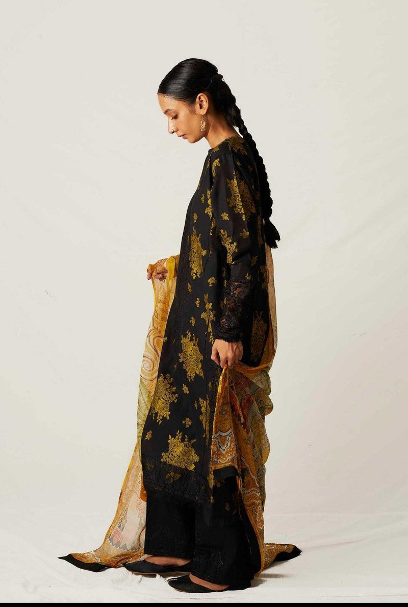 img_zara_shahjahan_lawn_garden_of_love_2020_awwal_boutique