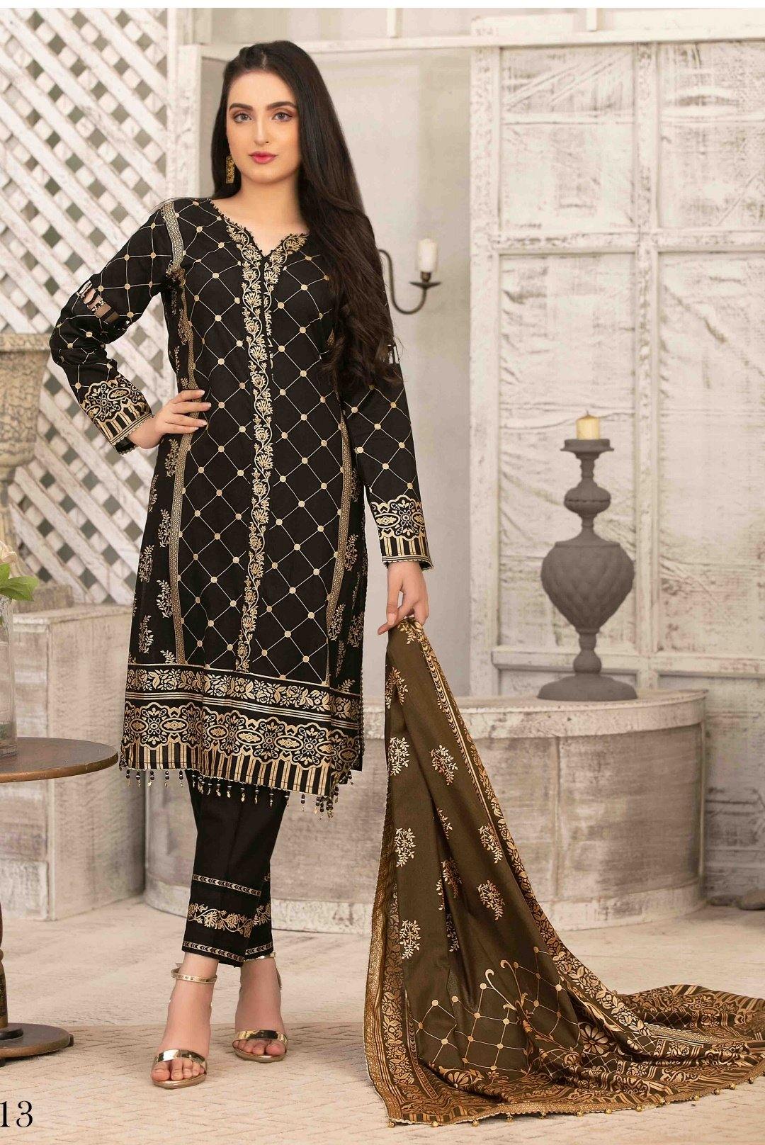 img_amna_sohail_by_tawakkal_lawn_gold_prints_awwal_boutique
