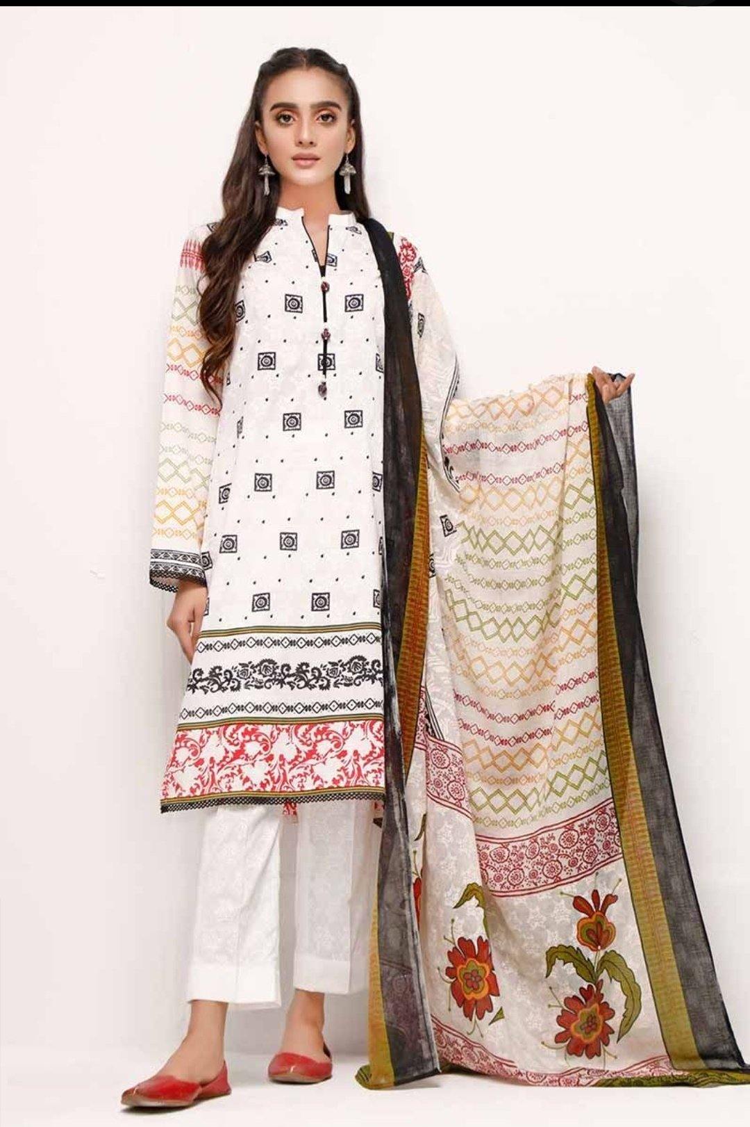 img_gul_ahmed_lawn_awwal_boutique