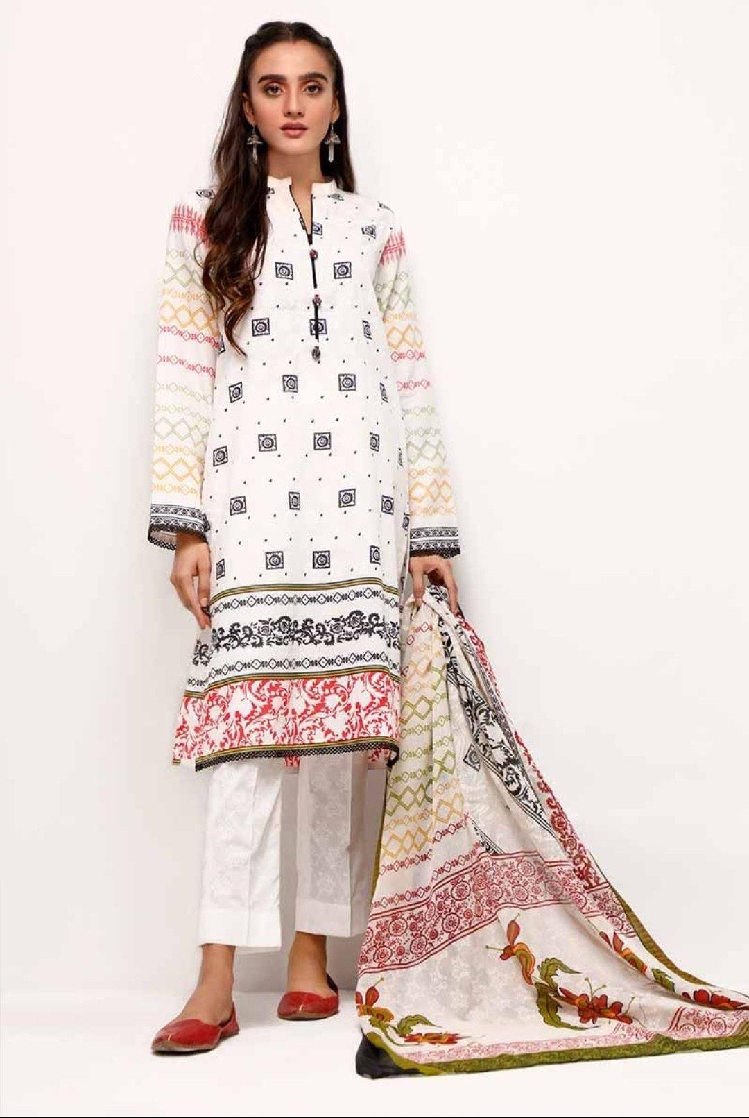 img_gul_ahmed_lawn_awwal_boutique