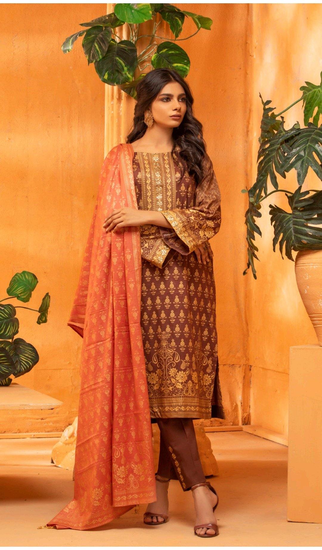 img_rangreza_banarsi_prints_on_lawn_awwal_boutique