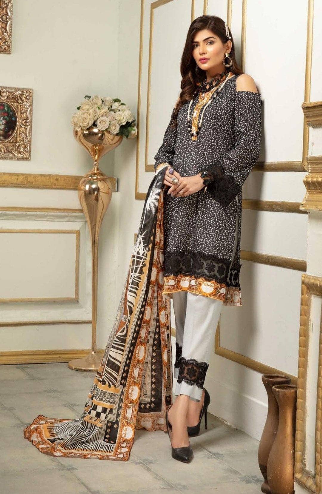 img_zarkis_by_riaz_arts_lawn_collection_awwal_boutique