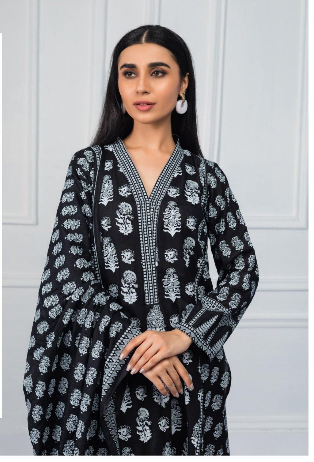 img_sahil_lawn_vol_3_awwal_boutique