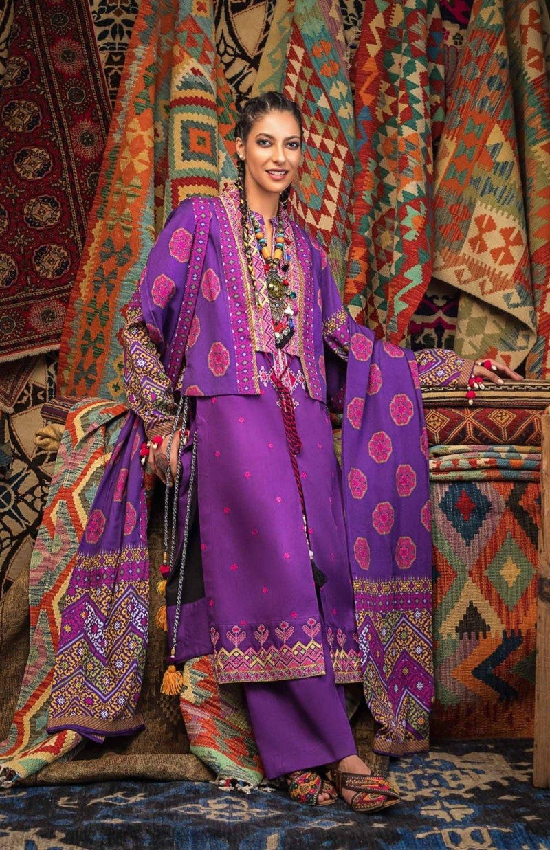 img_gul_ahmed_twill_linen_collection_2020_wadi-e-swat_awwal_boutique