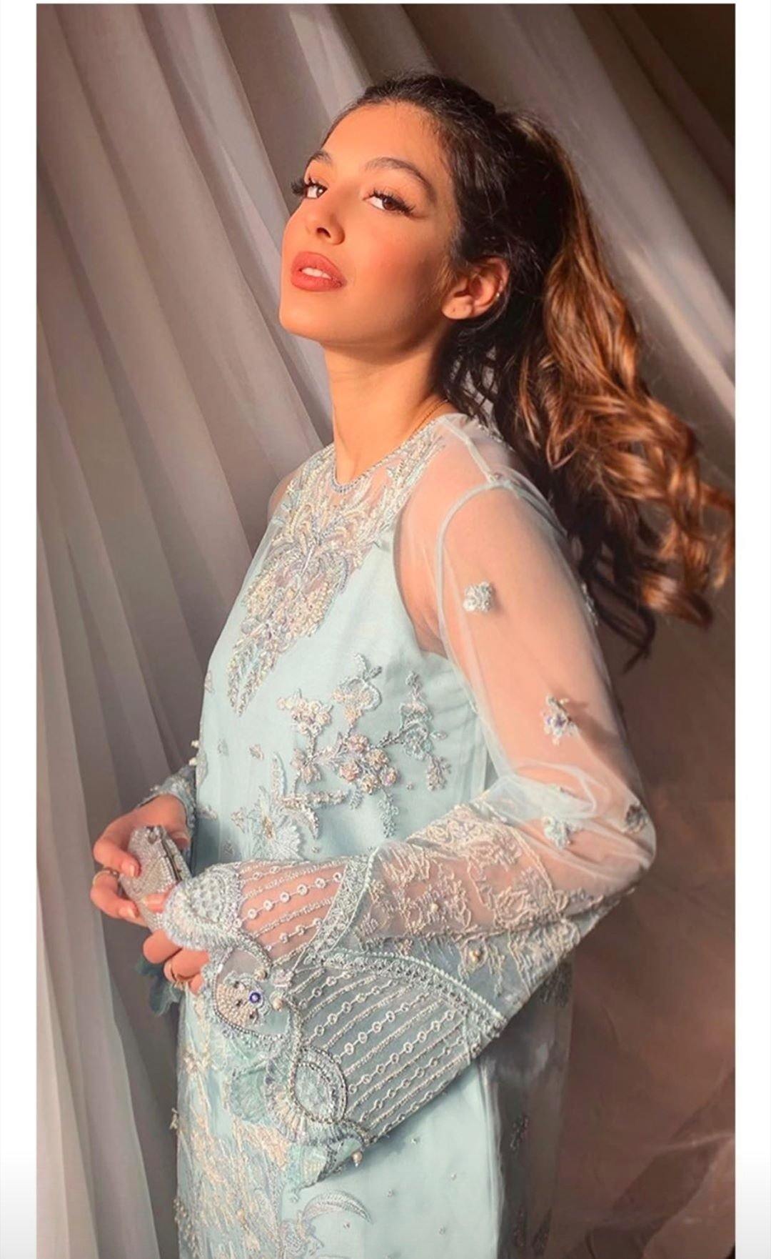 Suffuse Freesia Luxury Edition/MORENCI - AWWALBOUTIQUE