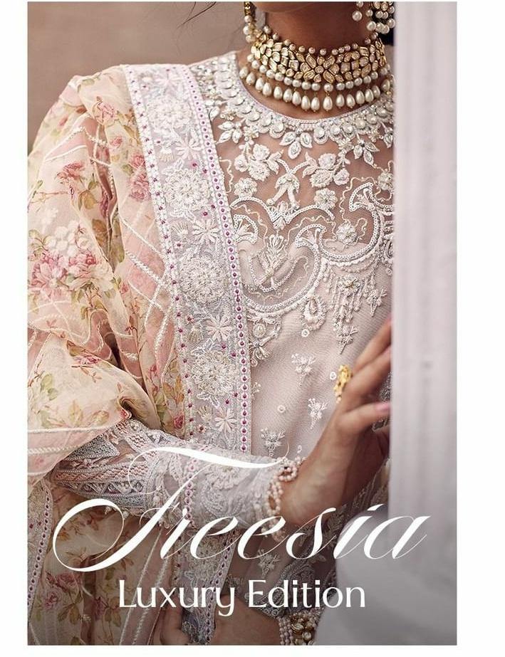 img_suffuse_freesia_luxury_wedding_edition_awwal_boutique