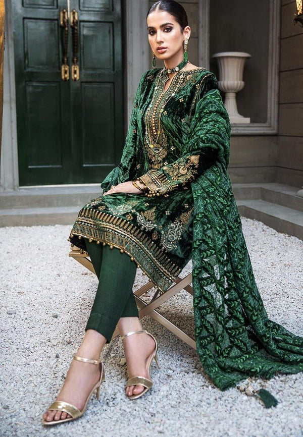 img_gul_ahmed_lacquer_Velvet_awwal_boutique