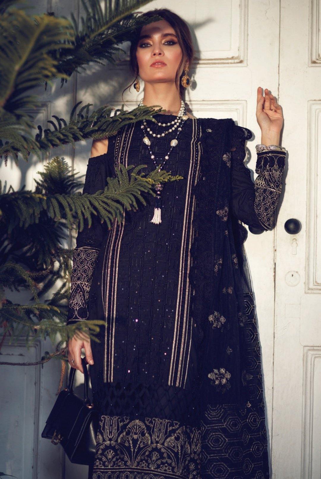 img_rouche_chikankari_lawn_2020_awwal_boutique