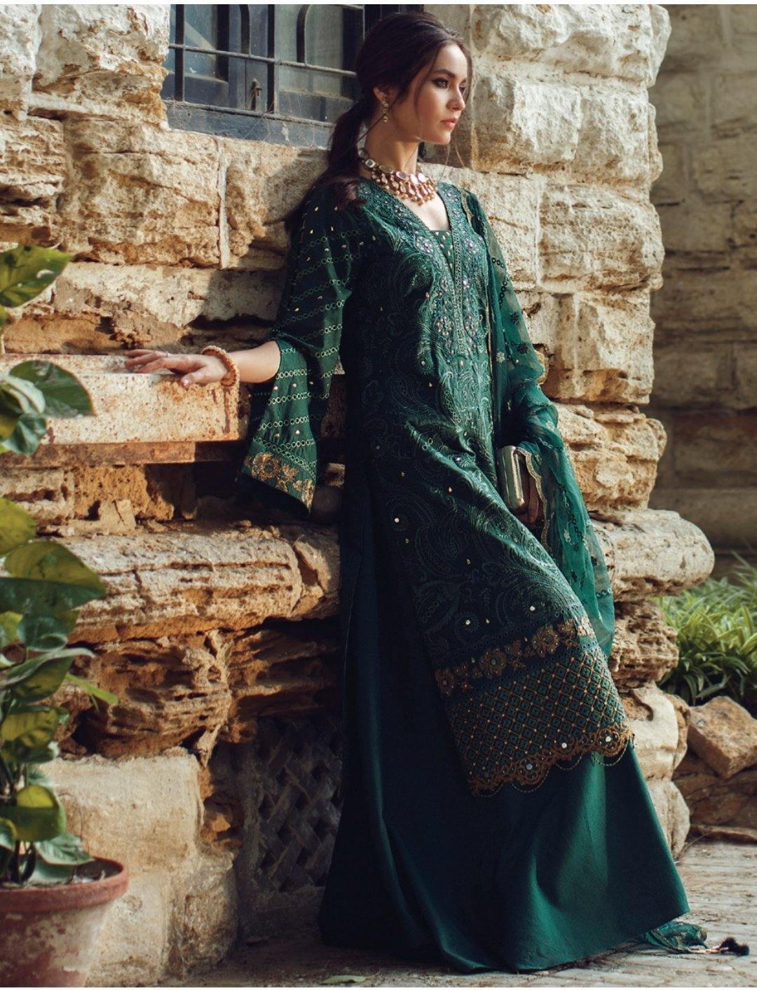 img_rouche_chikankari_lawn_2020_awwal_boutique