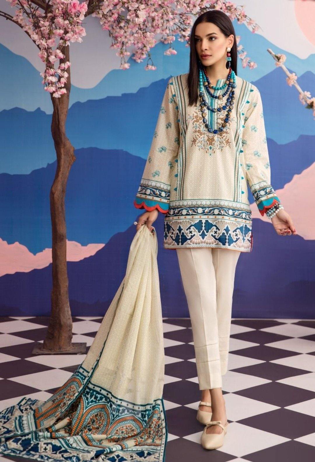 img_gul_ahmed_shaleen_satin_jacquard_awwal_boutique