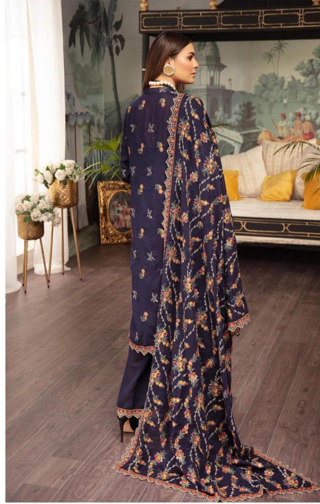 img_shaista_karandi_winter_collection_awwal_boutique