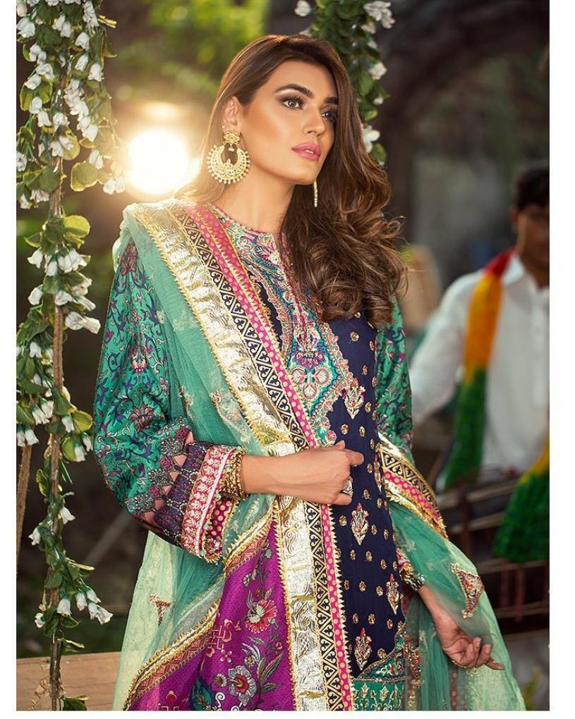 img_anaya_spotted_kamiar_rokni_fashionista_awwal_boutique