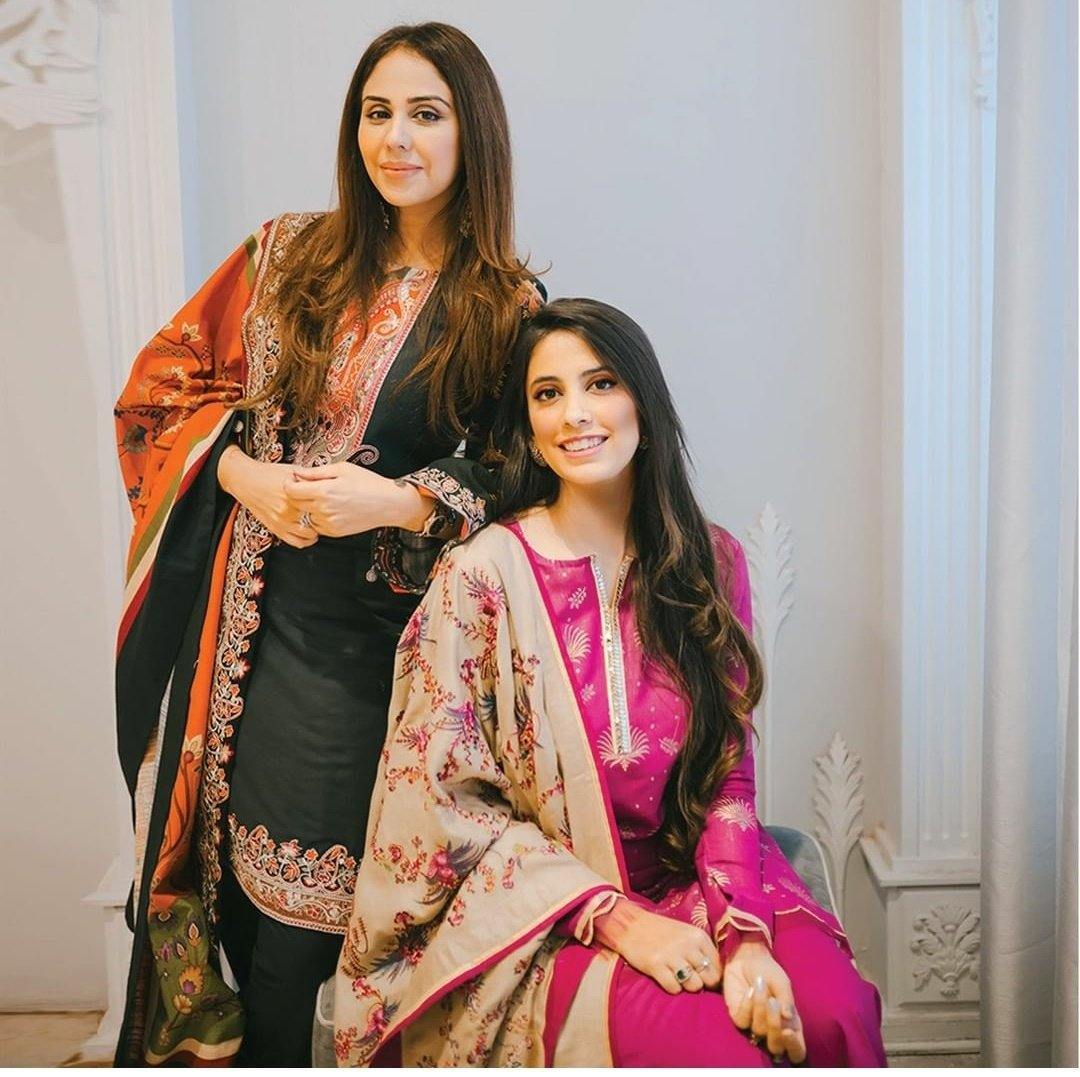 img_spotted_in_saira_rizwan_ittehad_awwal_boutique