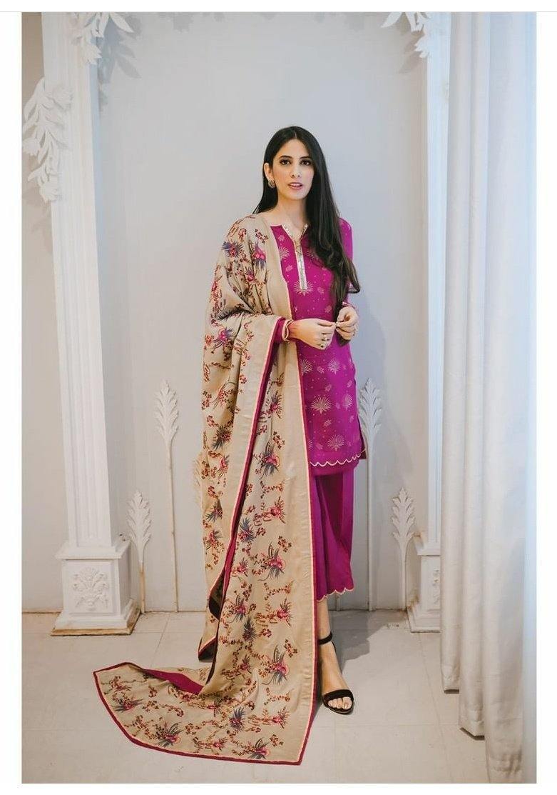 img_spotted_in_saira_rizwan_ittehad_awwal_boutique