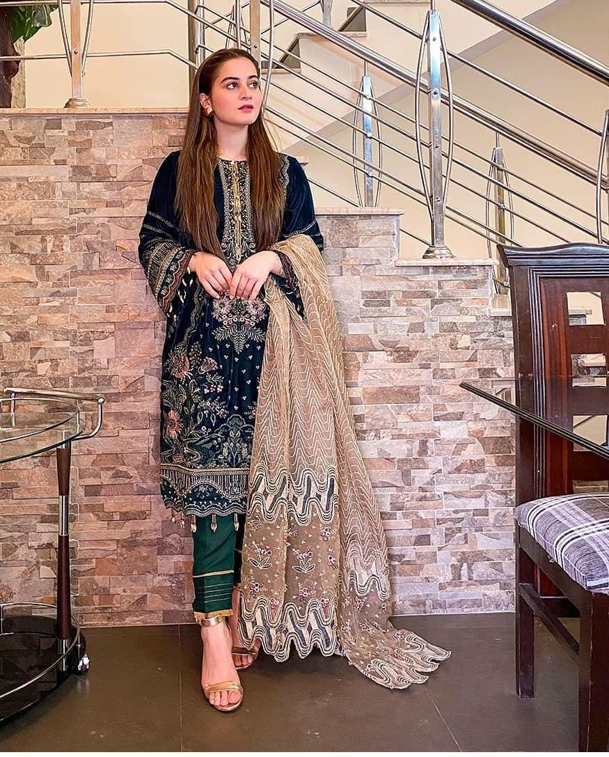 img_spotted_in_jazmin_mahpare_chiffon_awwal_boutique